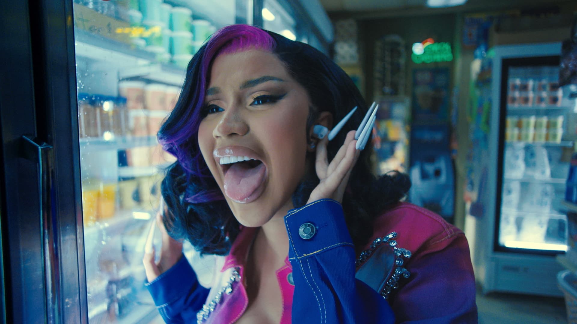Beats by Dre Cardi B Image 12 00000
