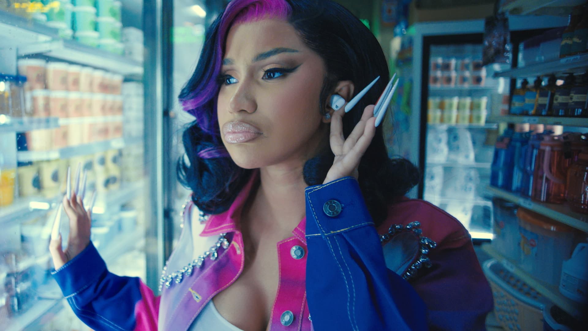 Beats by Dre Cardi B Image 13 00000