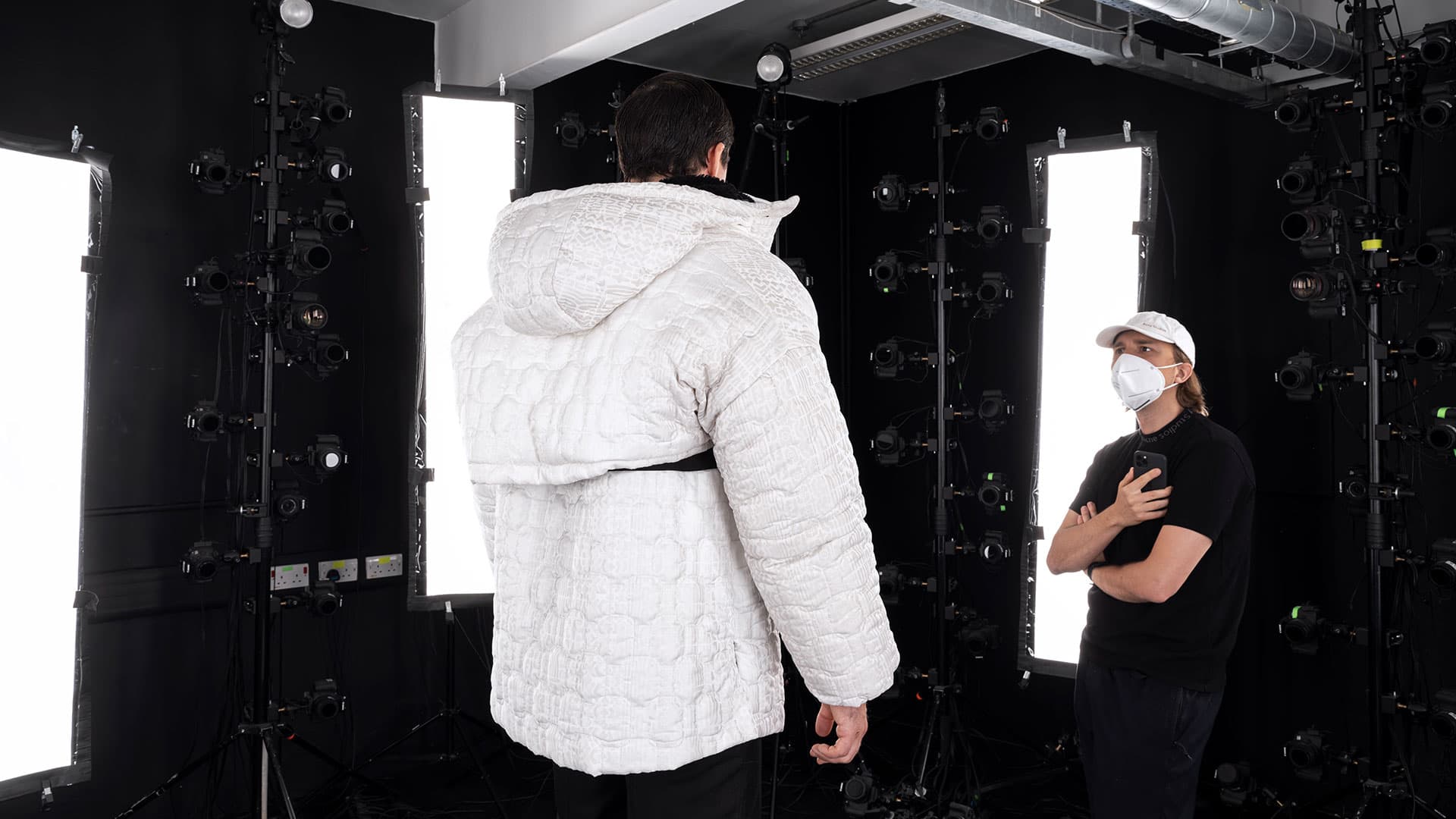 GQCOVER_BTS3